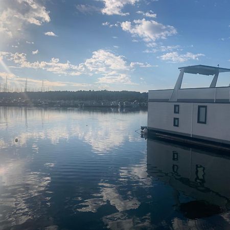 PUY House Boat Oliva - Floating House 빌라 외부 사진